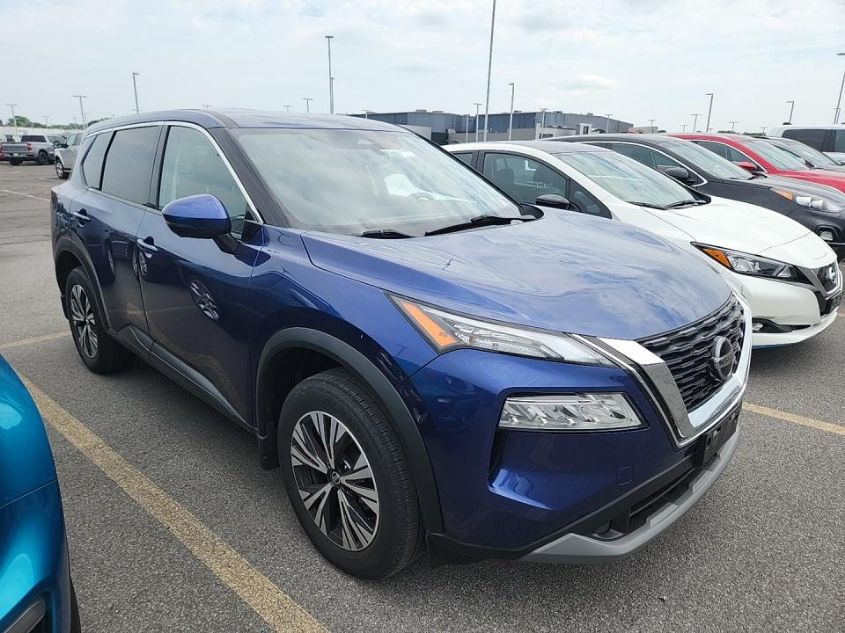 2021 NISSAN ROGUE SV