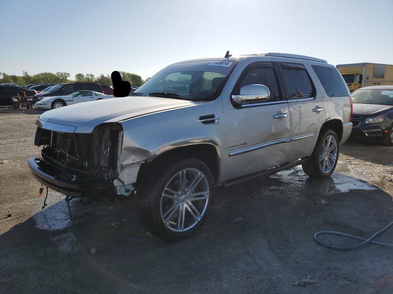 2010 CADILLAC ESCALADE PREMIUM