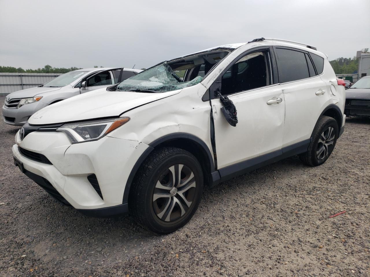 2016 TOYOTA RAV4 LE