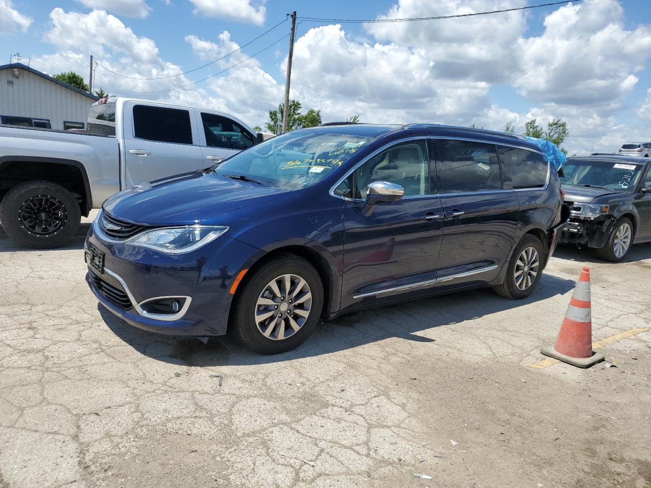 2019 CHRYSLER PACIFICA HYBRID LIMITED