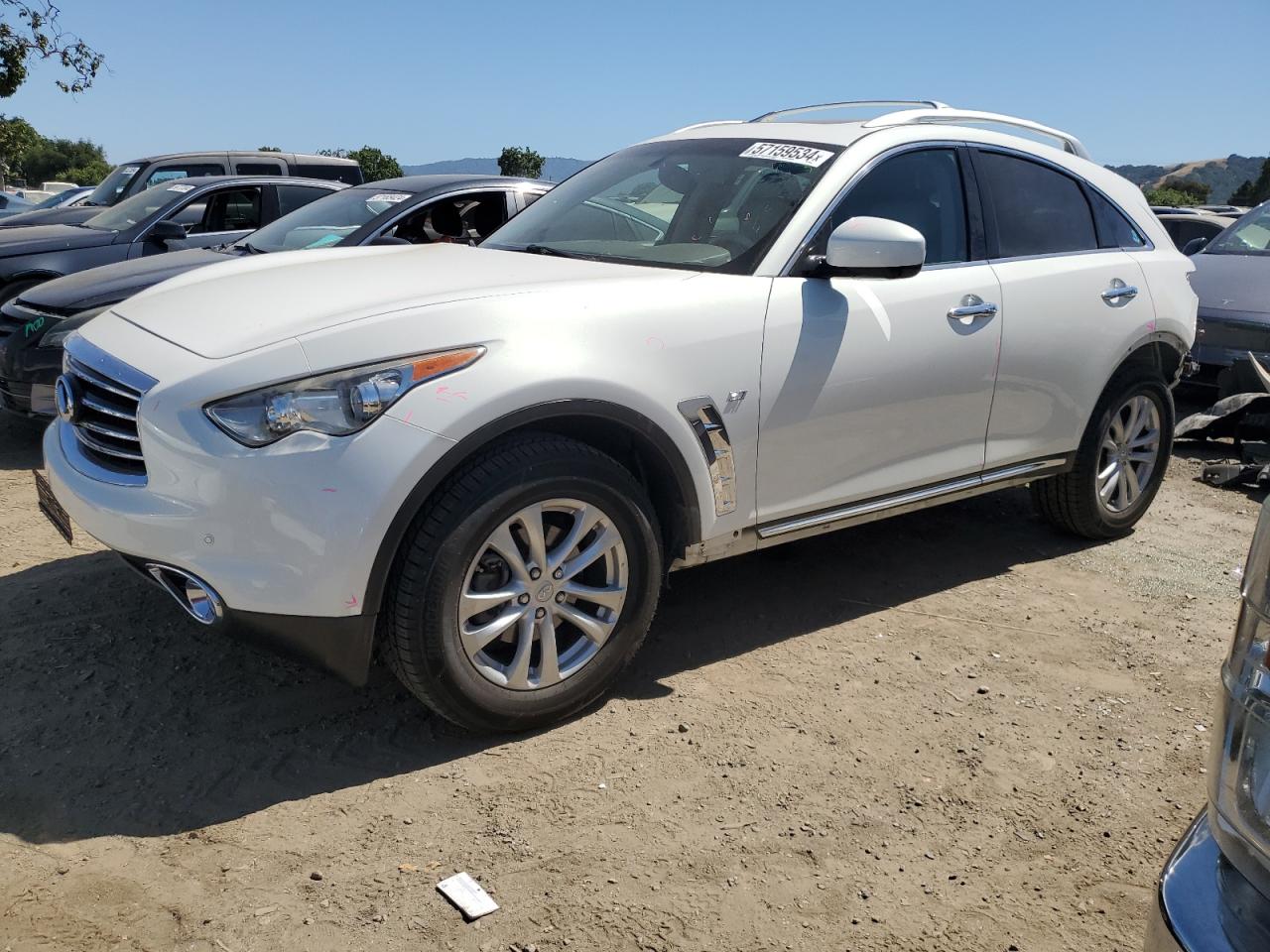 2015 INFINITI QX70