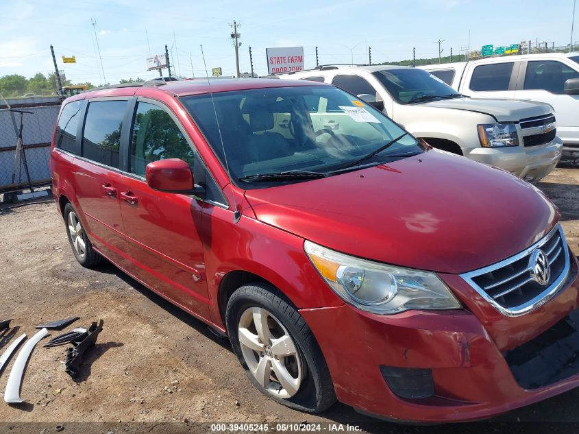 2011 VOLKSWAGEN ROUTAN SEL