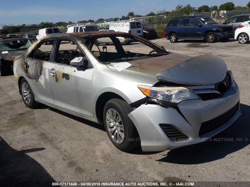 2014 TOYOTA CAMRY LE