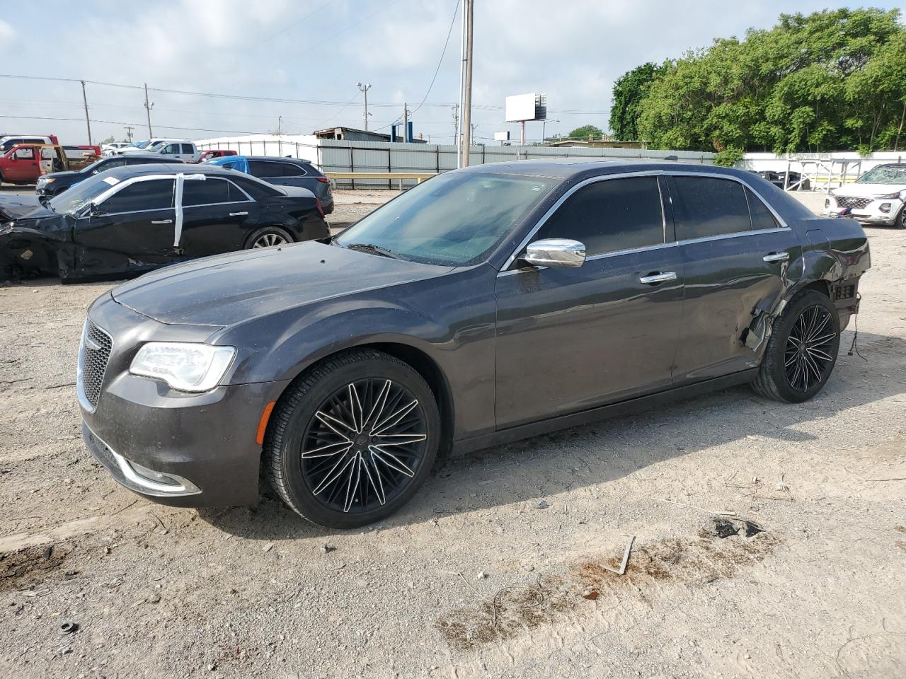 2017 CHRYSLER 300C