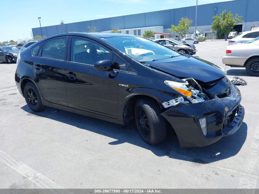 2015 TOYOTA PRIUS THREE