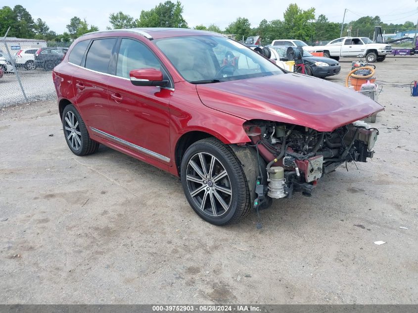 2017 VOLVO XC60 T6 INSCRIPTION