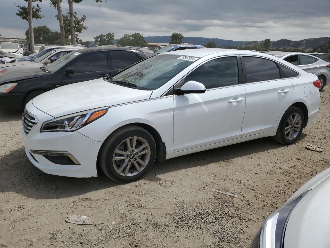 2015 HYUNDAI SONATA SE