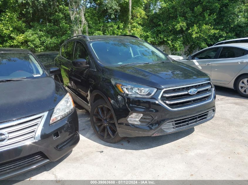 2017 FORD ESCAPE SE