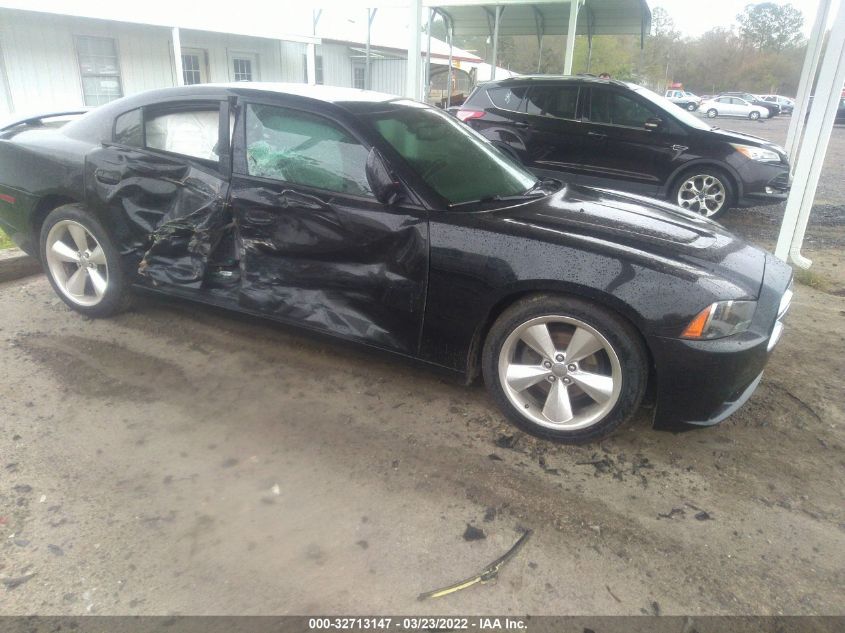 2013 DODGE CHARGER SXT