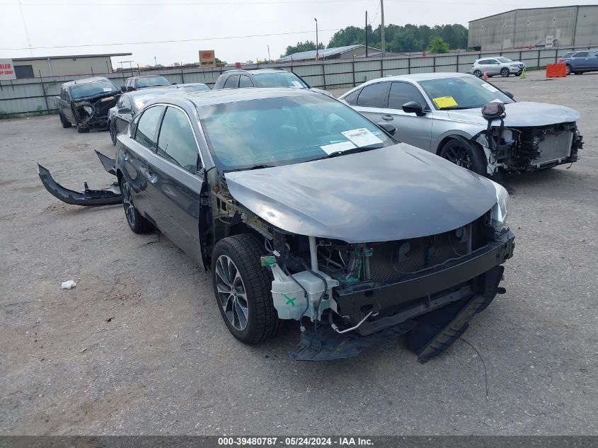 2016 TOYOTA AVALON XLE PLUS