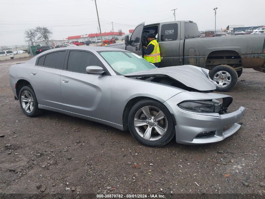 2015 DODGE CHARGER SXT