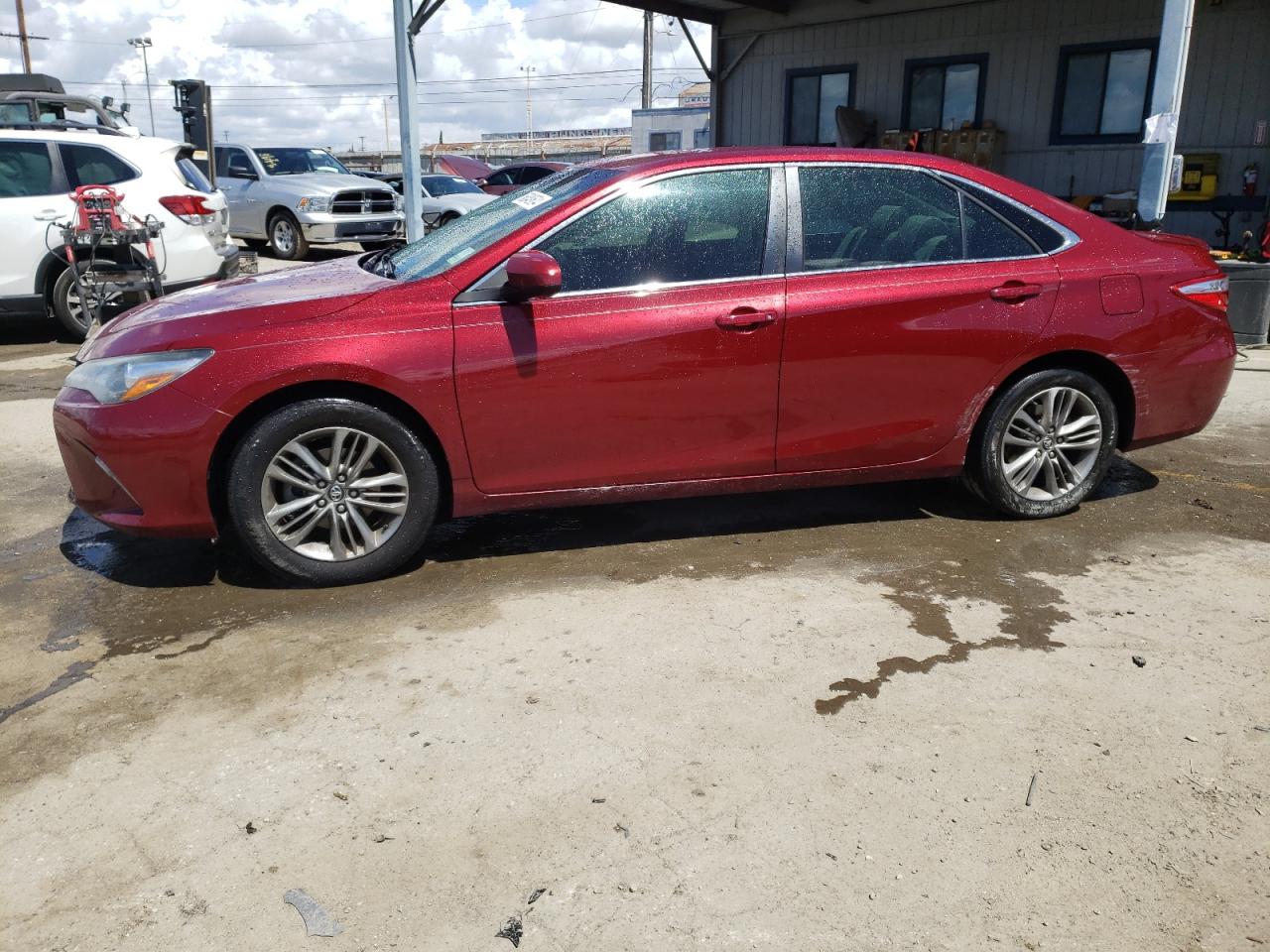 2017 TOYOTA CAMRY LE