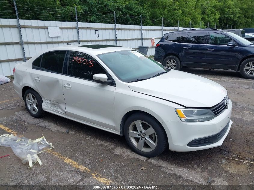 2012 VOLKSWAGEN JETTA 2.0L TDI