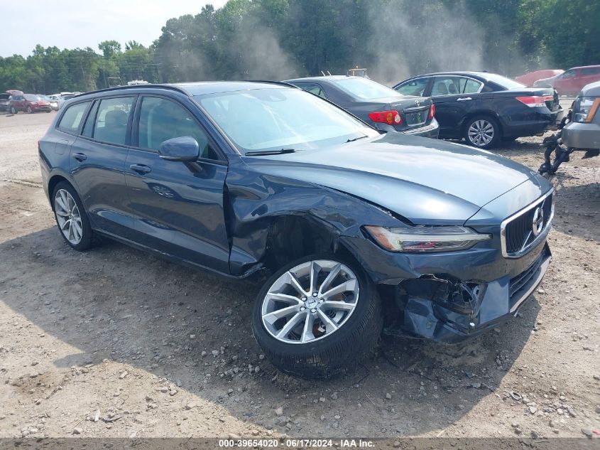 2020 VOLVO V60 T5 MOMENTUM