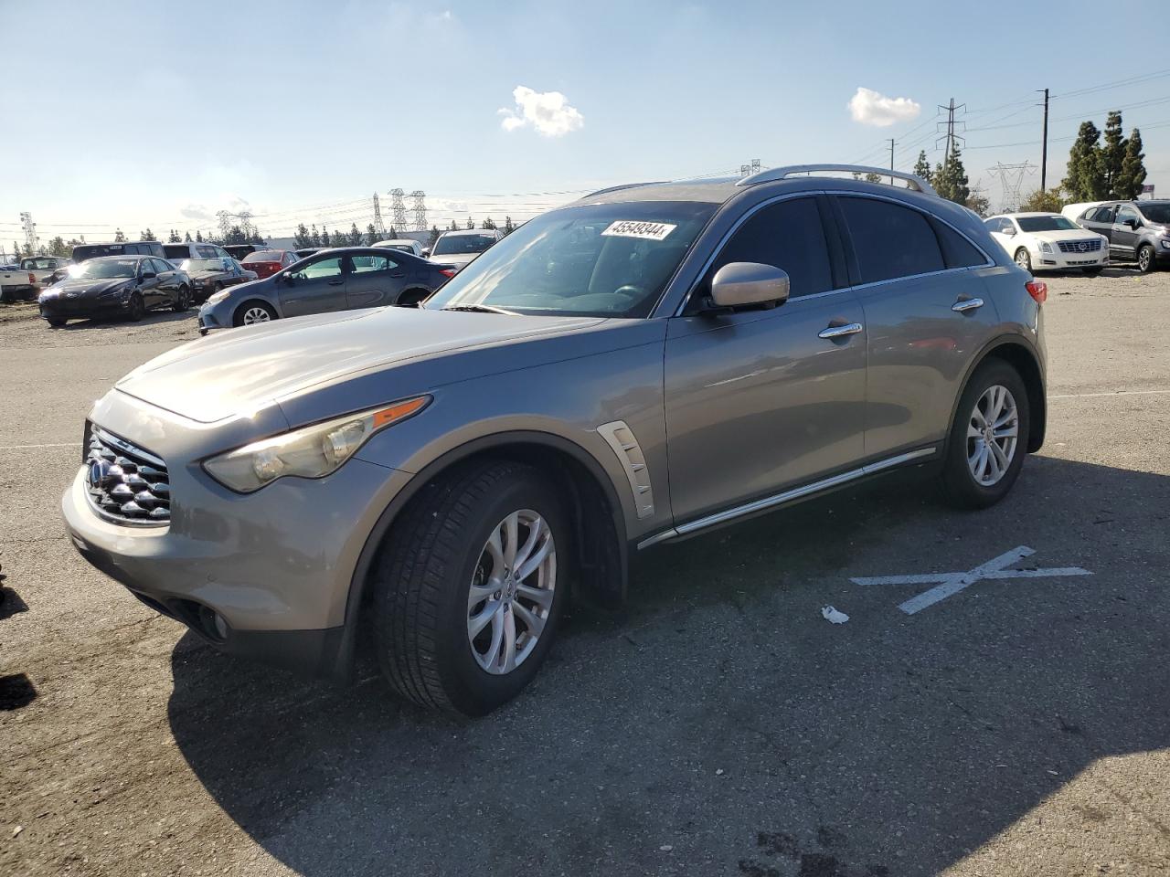 2011 INFINITI FX35