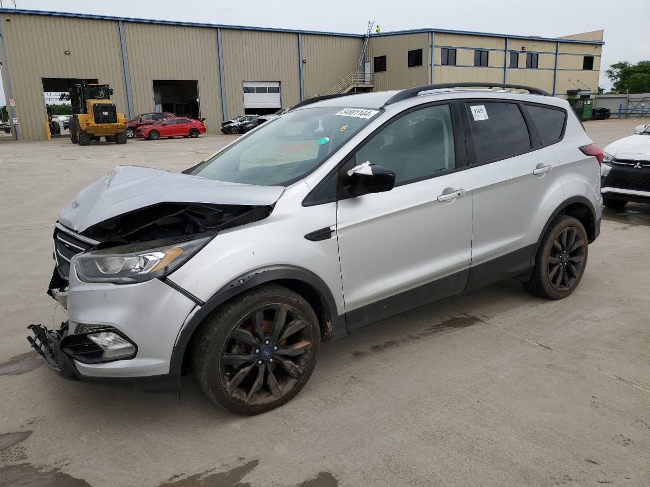 2019 FORD ESCAPE SE