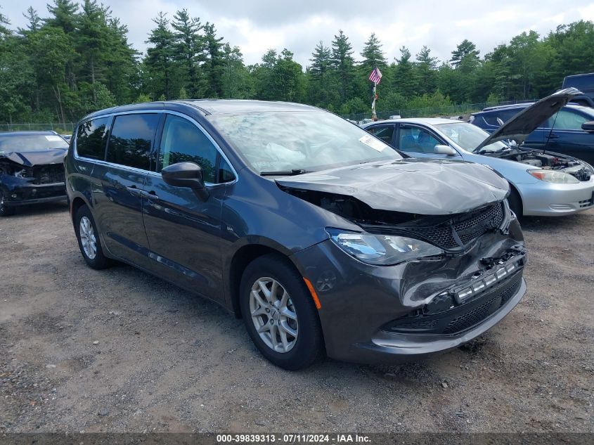 2022 CHRYSLER VOYAGER LX