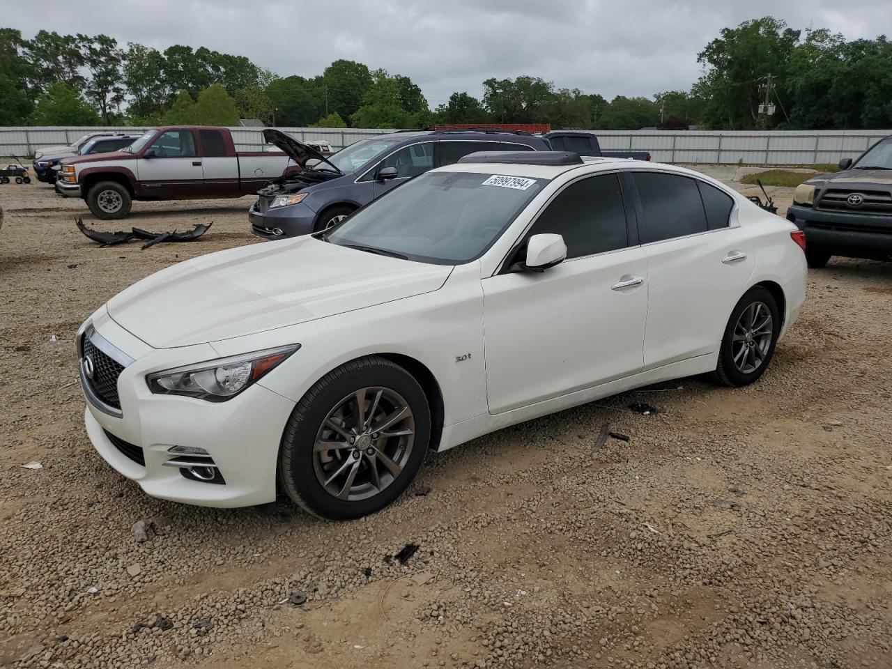 2017 INFINITI Q50 PREMIUM