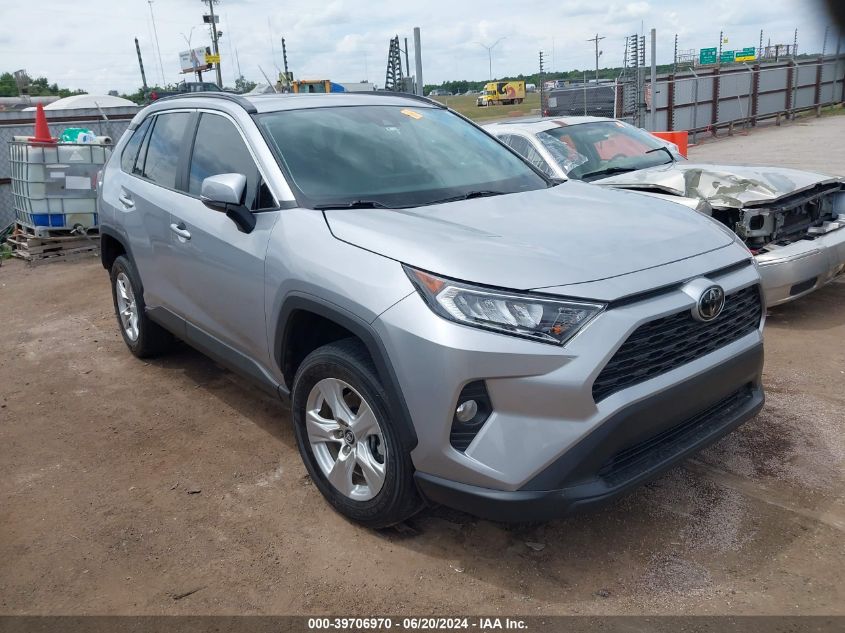 2020 TOYOTA RAV4 XLE