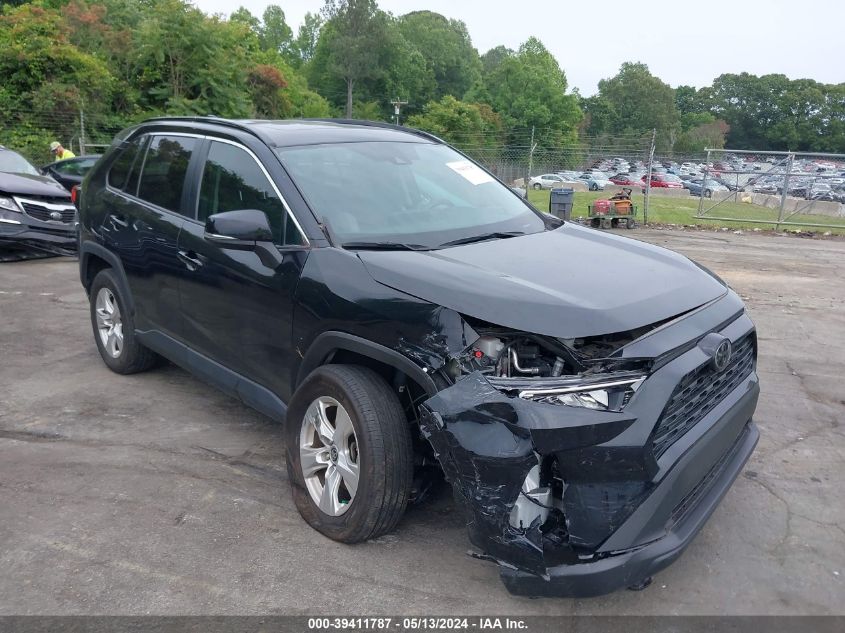 2021 TOYOTA RAV4 XLE