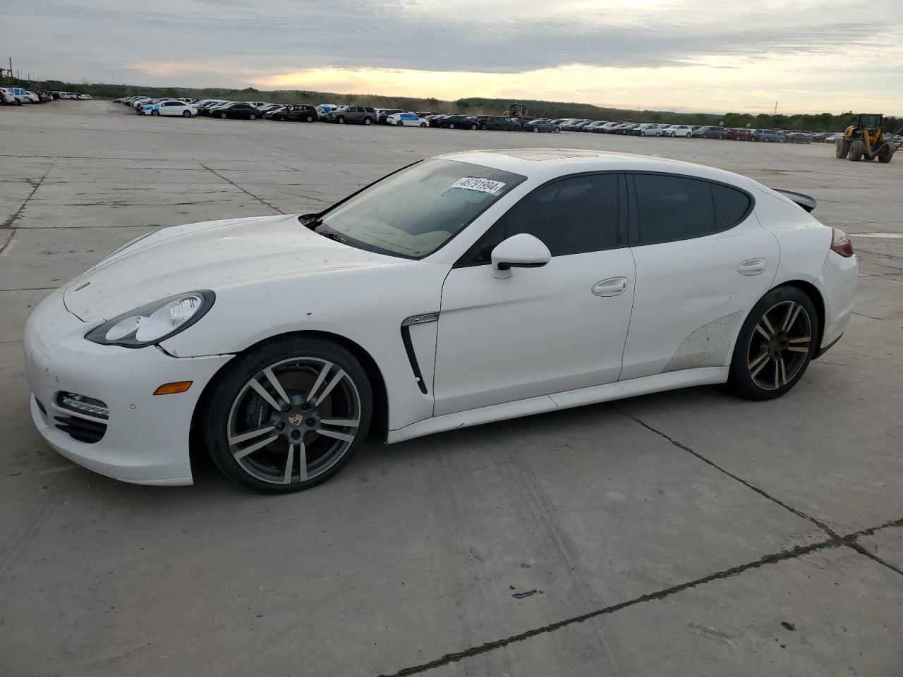 2012 PORSCHE PANAMERA 2