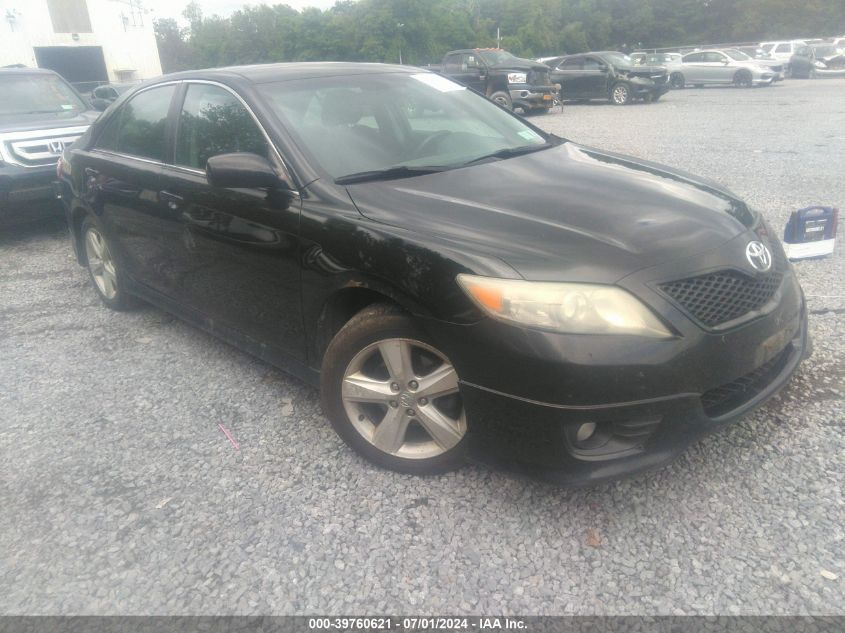 2010 TOYOTA CAMRY SE