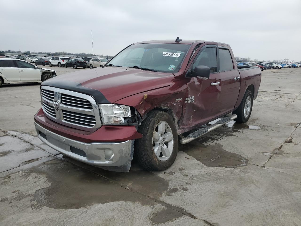 2016 RAM 1500 SLT