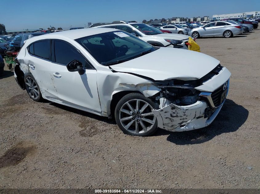 2018 MAZDA MAZDA3 TOURING