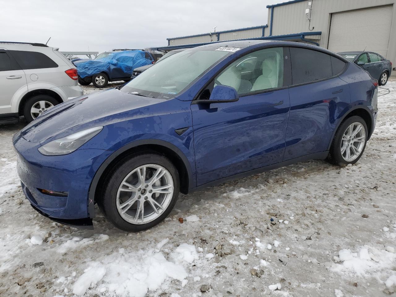 2023 TESLA MODEL Y