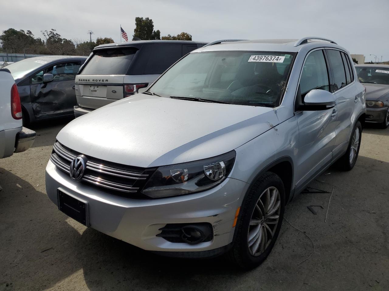 2012 VOLKSWAGEN TIGUAN S