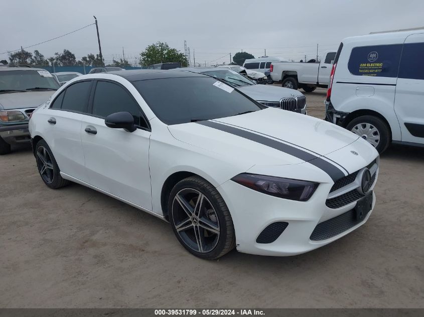 2019 MERCEDES-BENZ A 220