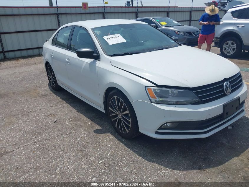 2016 VOLKSWAGEN JETTA SPORT