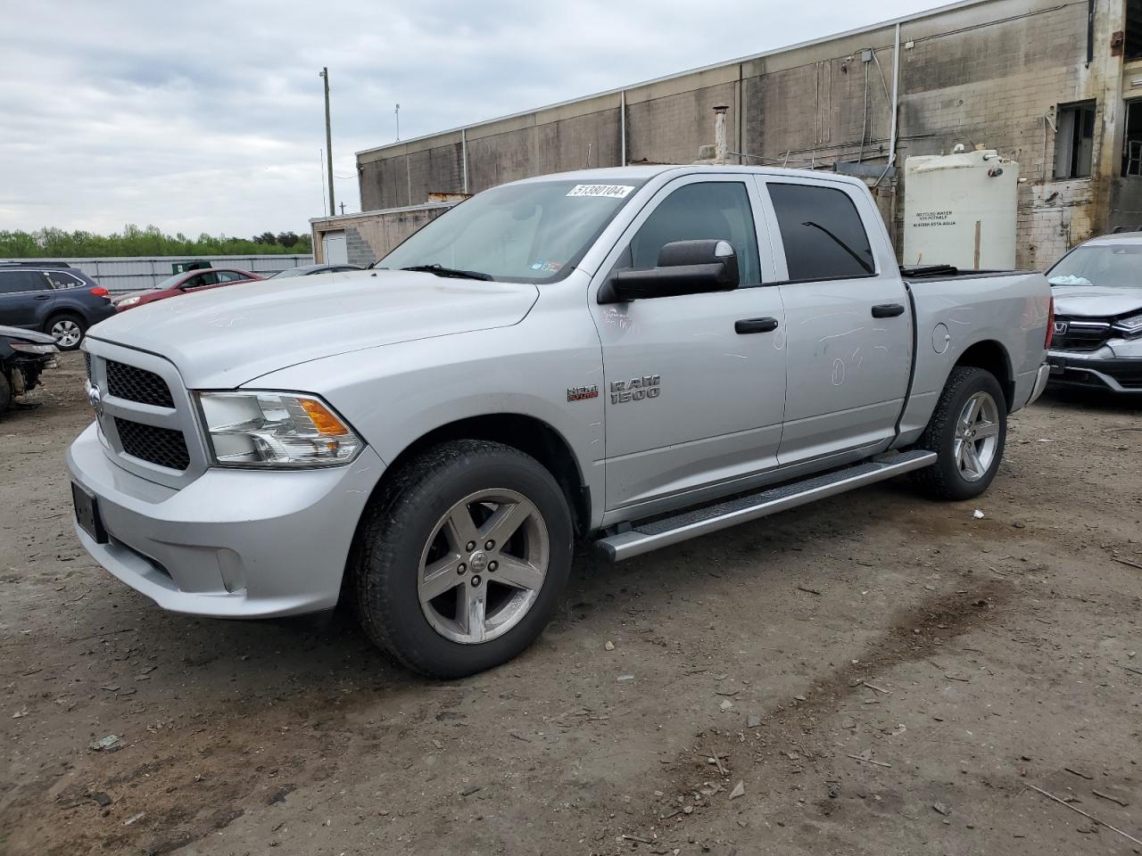 2015 RAM 1500 ST