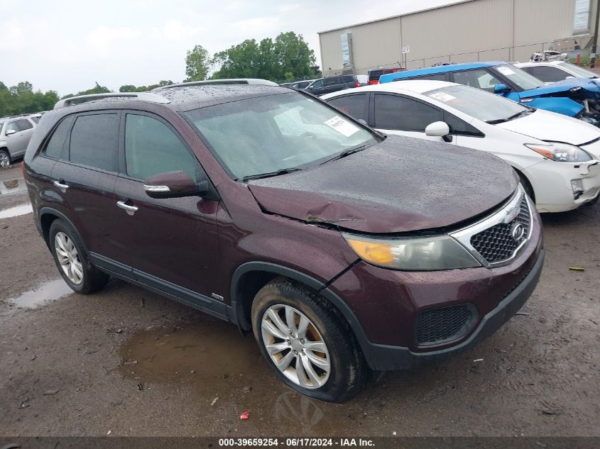 2011 KIA SORENTO LX