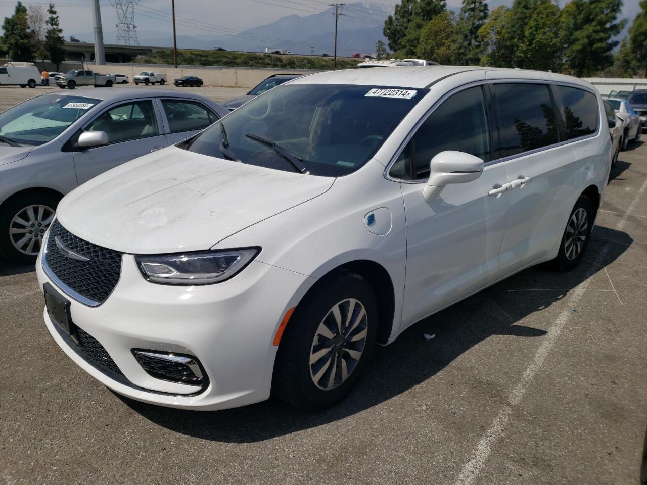 2022 CHRYSLER PACIFICA HYBRID TOURING L