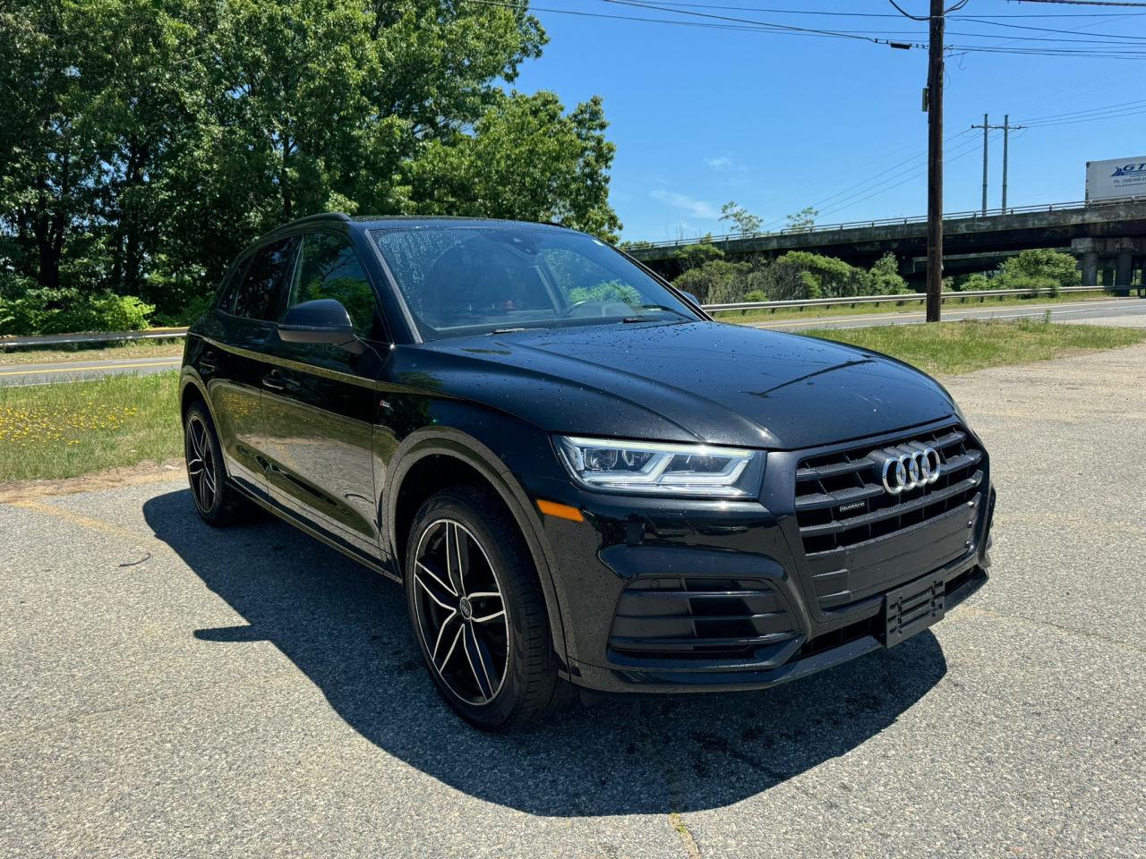 2020 AUDI Q5 TITANIUM PREMIUM PLUS