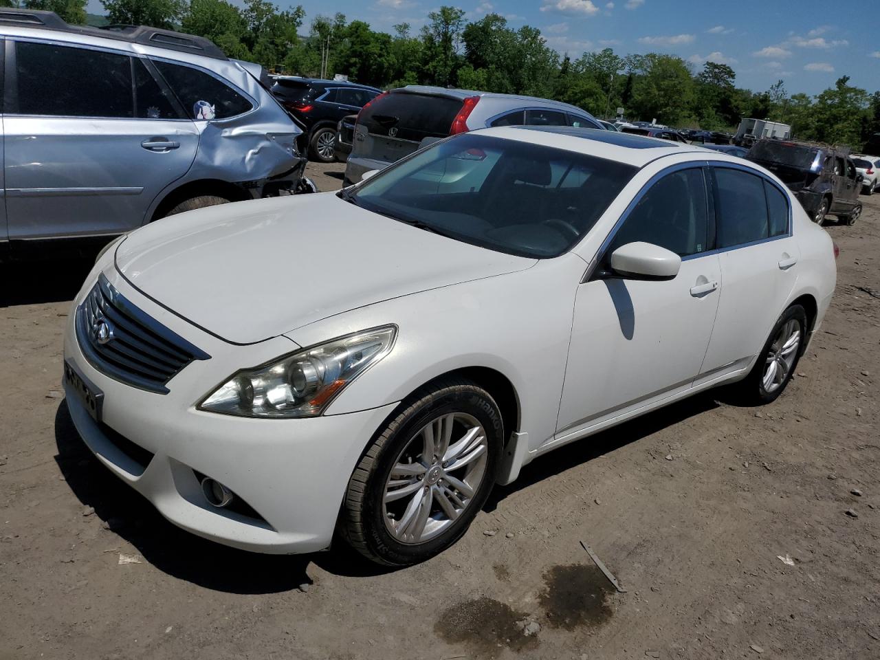 2011 INFINITI G25