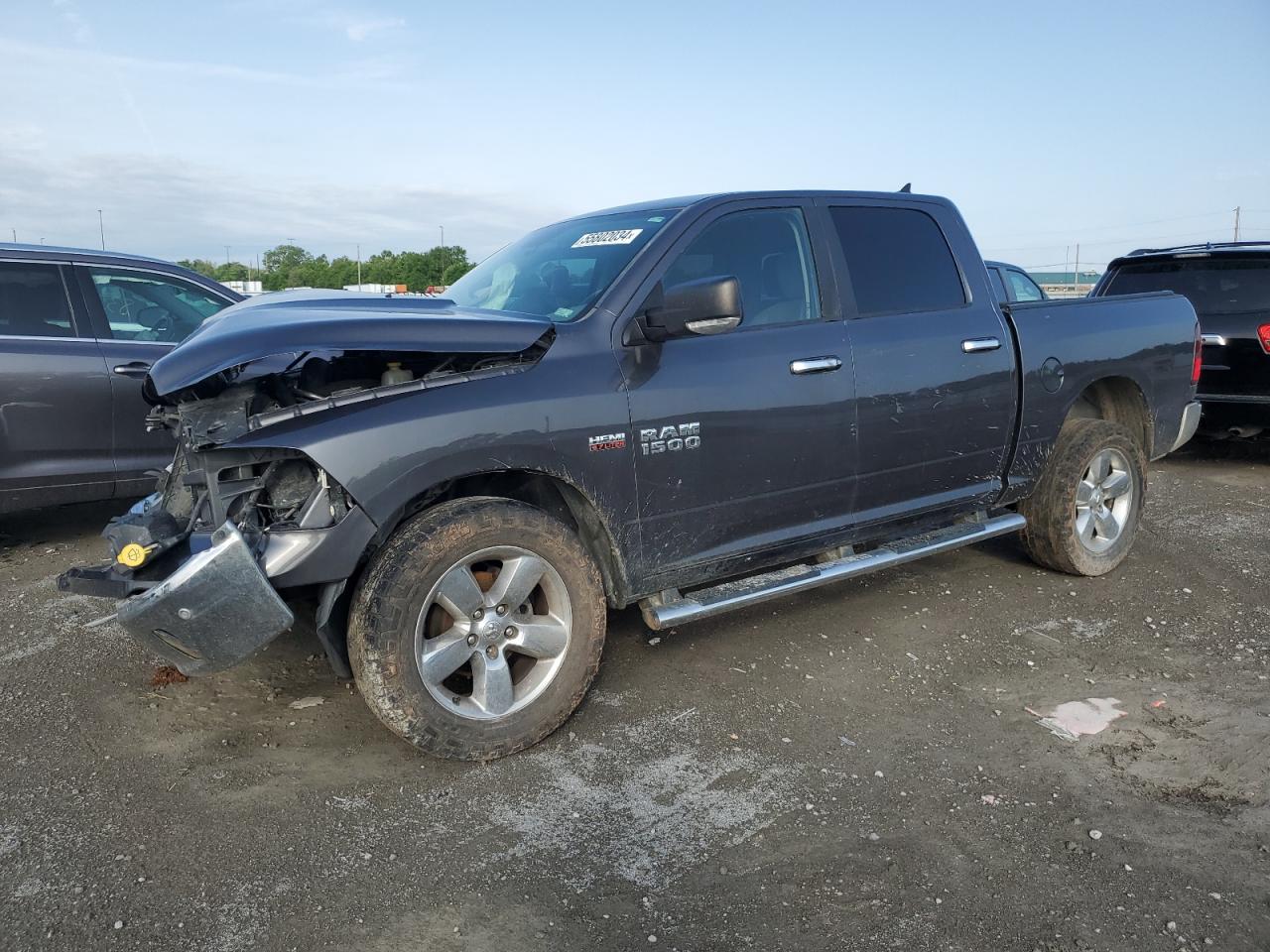 2016 RAM 1500 SLT