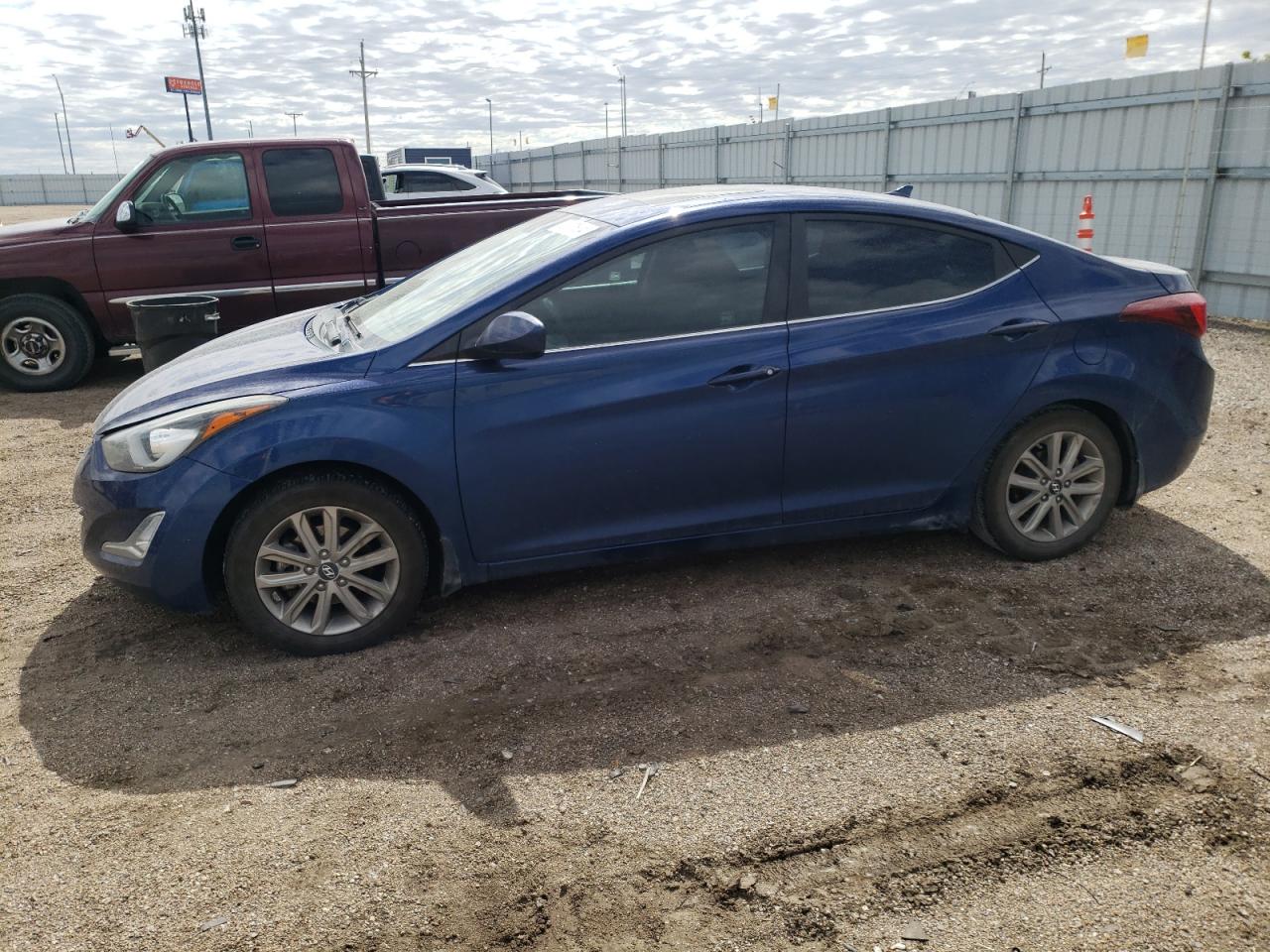 2015 HYUNDAI ELANTRA SE