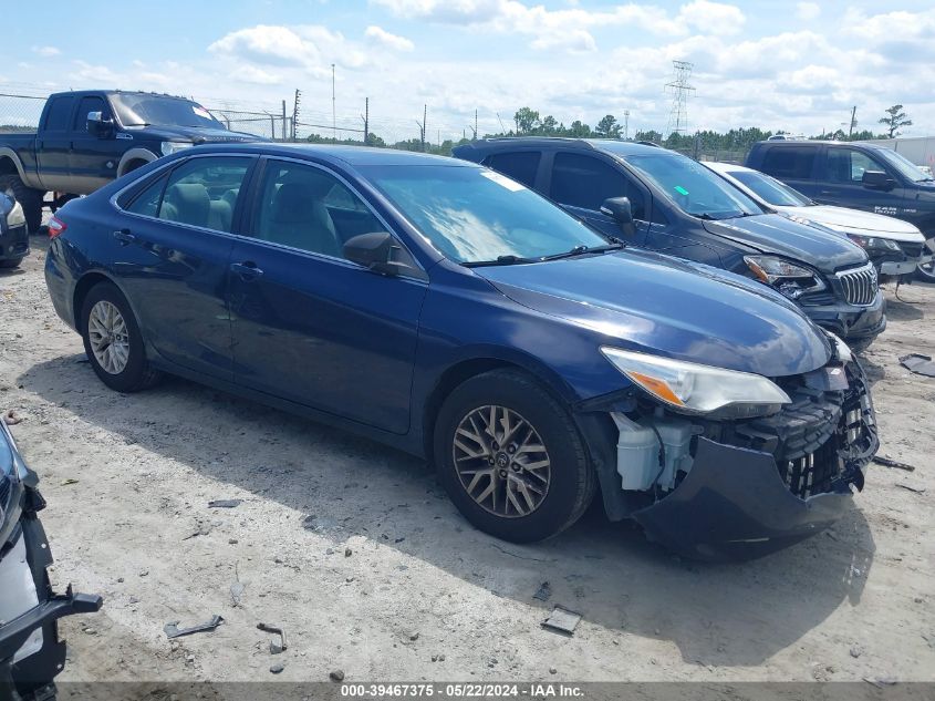 2017 TOYOTA CAMRY LE