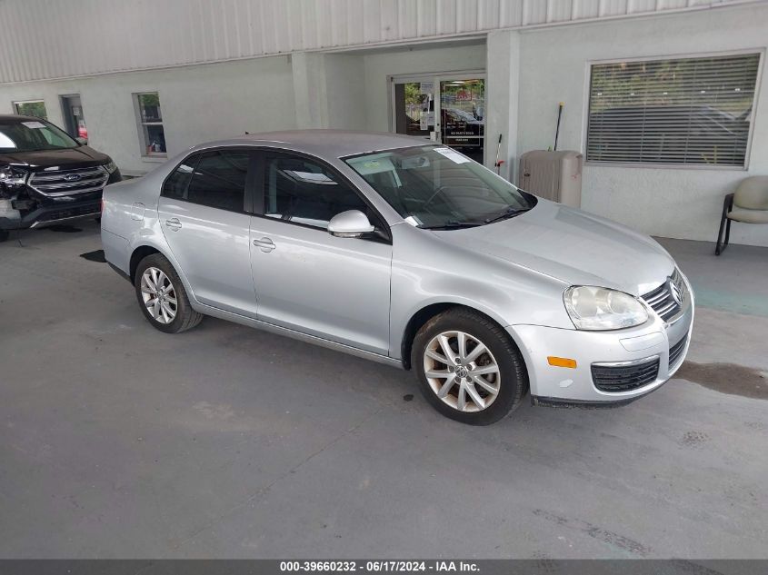 2010 VOLKSWAGEN JETTA LIMITED