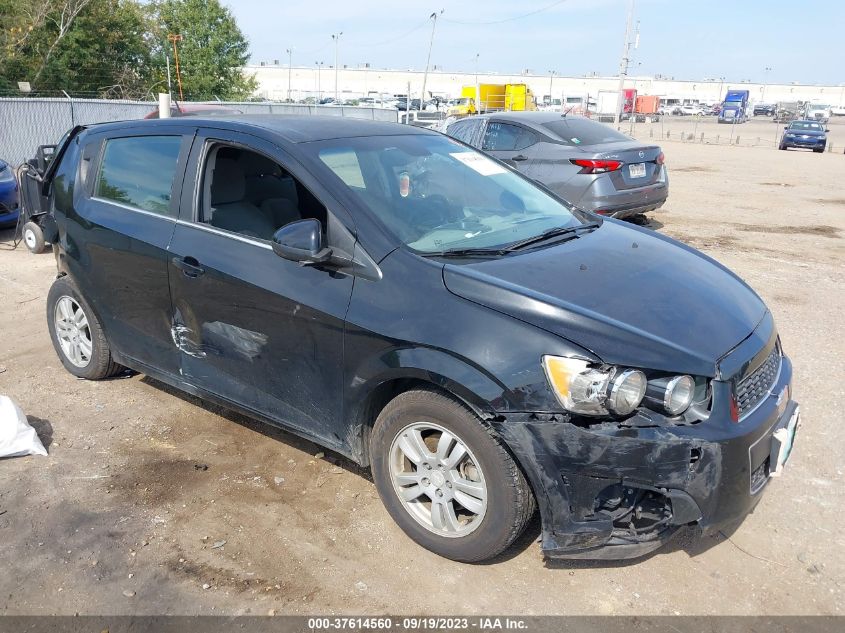 2016 CHEVROLET SONIC LT AUTO