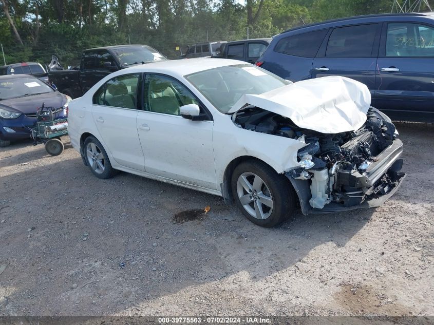 2013 VOLKSWAGEN JETTA 2.0L TDI