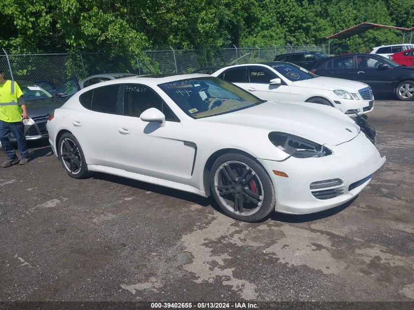 2011 PORSCHE PANAMERA 4