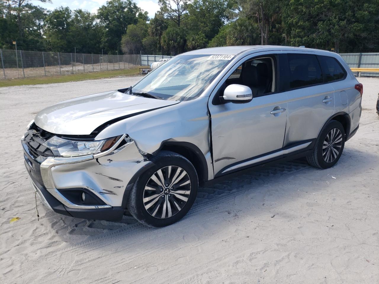 2020 MITSUBISHI OUTLANDER SE