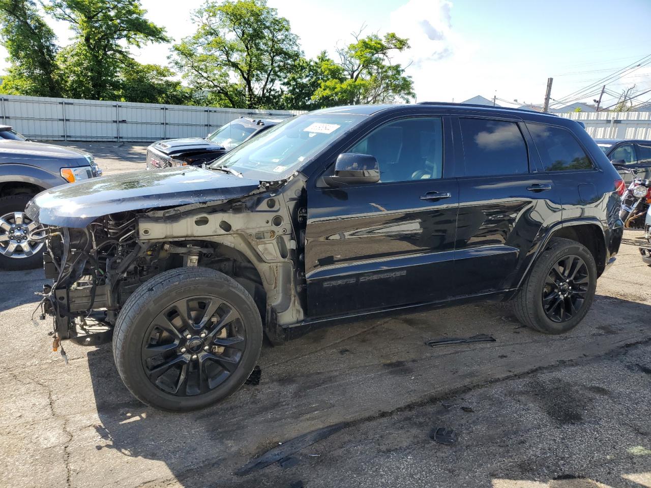 2019 JEEP GRAND CHEROKEE LAREDO