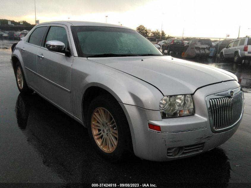 2010 CHRYSLER 300 TOURING