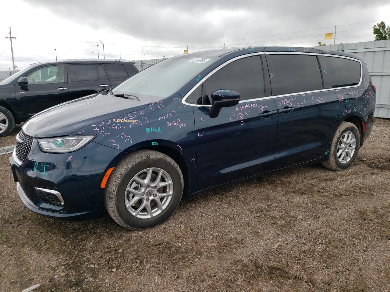 2023 CHRYSLER PACIFICA TOURING L