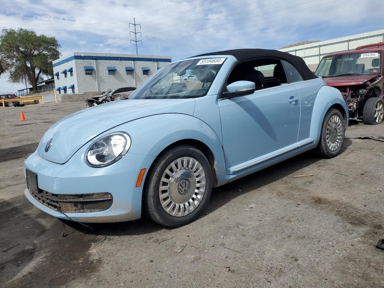 2013 VOLKSWAGEN BEETLE