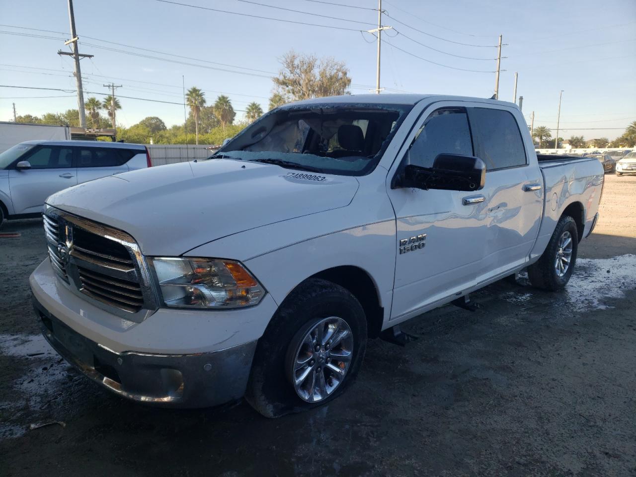 2016 RAM 1500 SLT